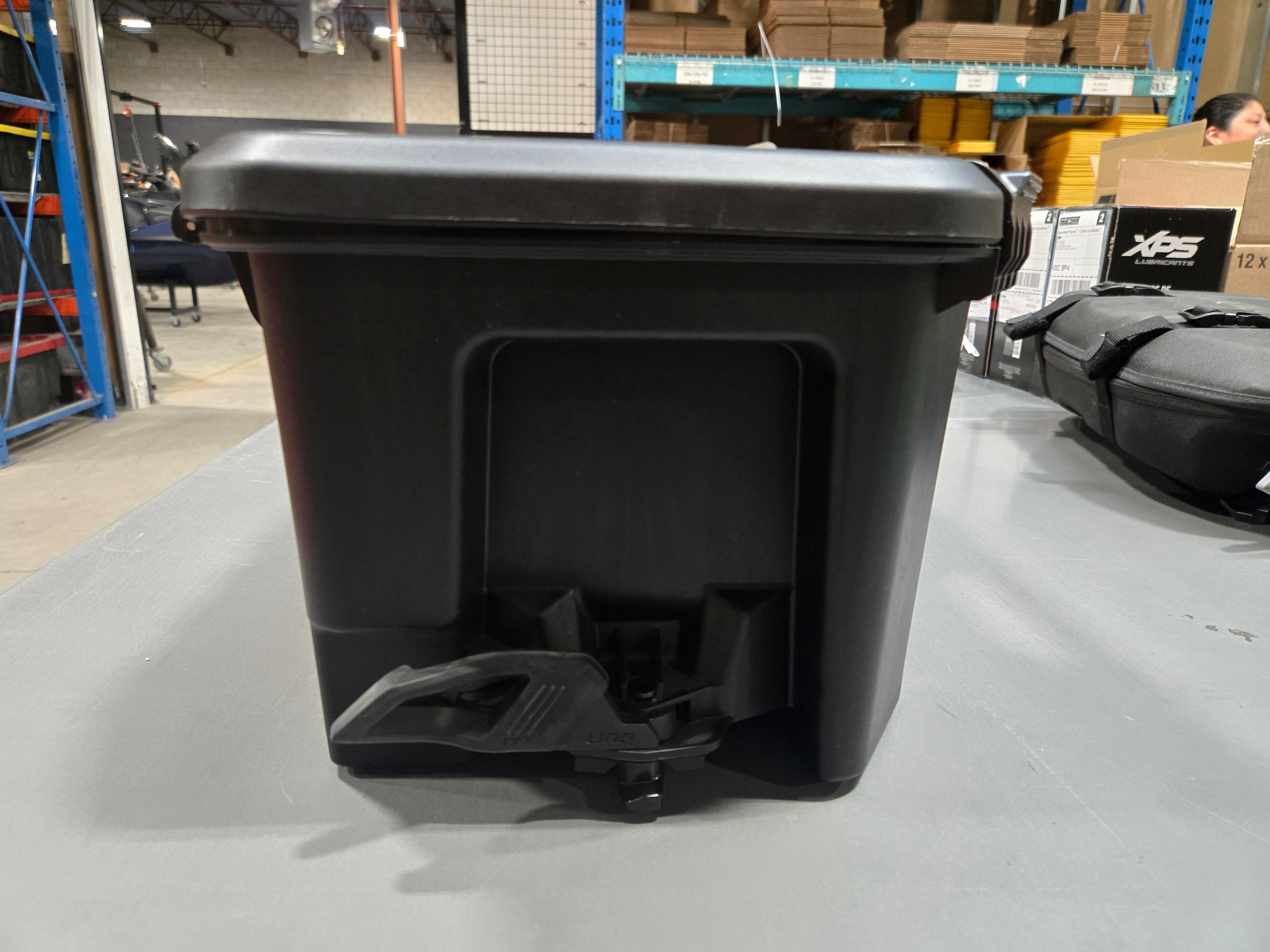 Can-am LinQ 5.2 US Gal (20 L) Modular Cargo Box | CLEARANCE AMAZON RETURN OPEN BOX