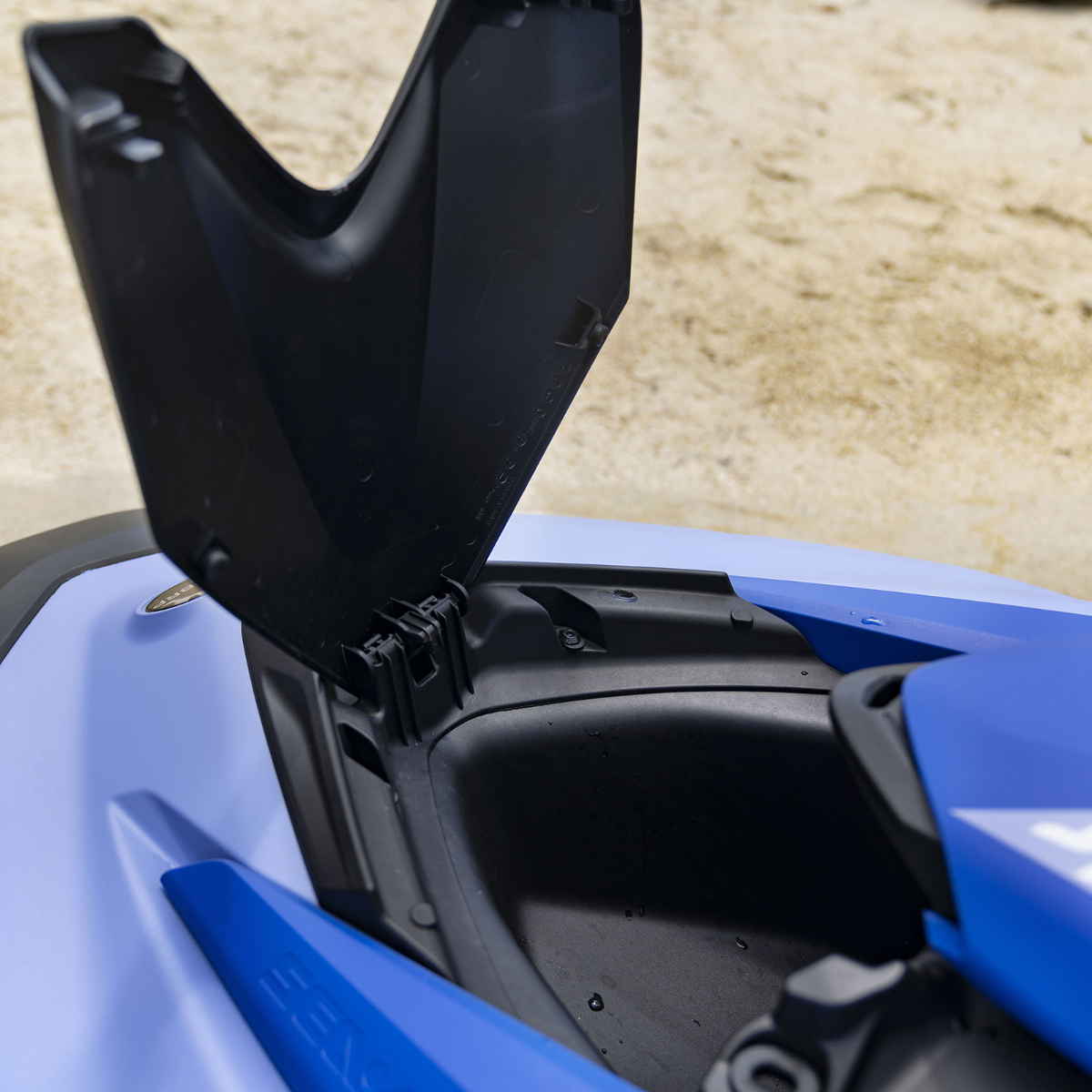 Sea-Doo Front Storage Bin LinQ Lite System Spark 2024 and newer 11.1 US Gal (42 L), 295101148