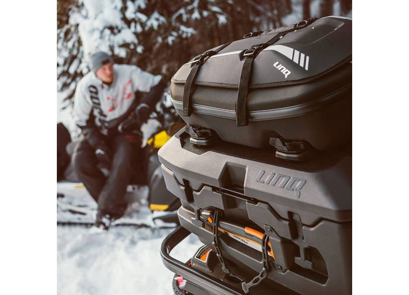 Ski-Doo LinQ 40L Adventure Tunnel Bag black mounted on snowmobile rear rack