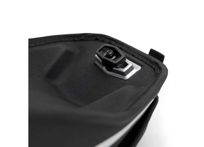 Ski-Doo LinQ 4 L (1 US Gal) Seat Bag in Black, 860201355