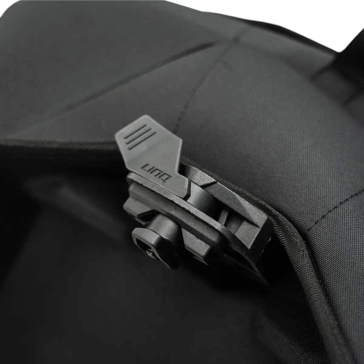 LinQ connector on combo bag