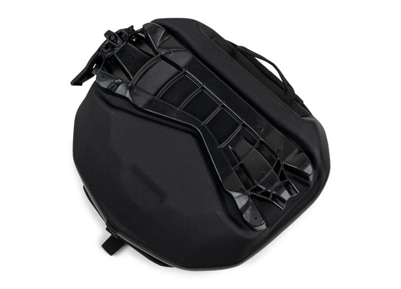 Ski-Doo LinQ 5.5 Gal SR tunnel bag black with mesh cargo net and rigid frame top view