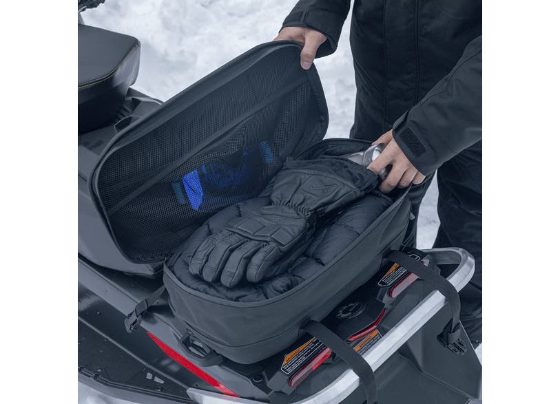 Ski-Doo LinQ 4.5 US Gal (17 L) Trail Expandable Bag in Black, 860202895