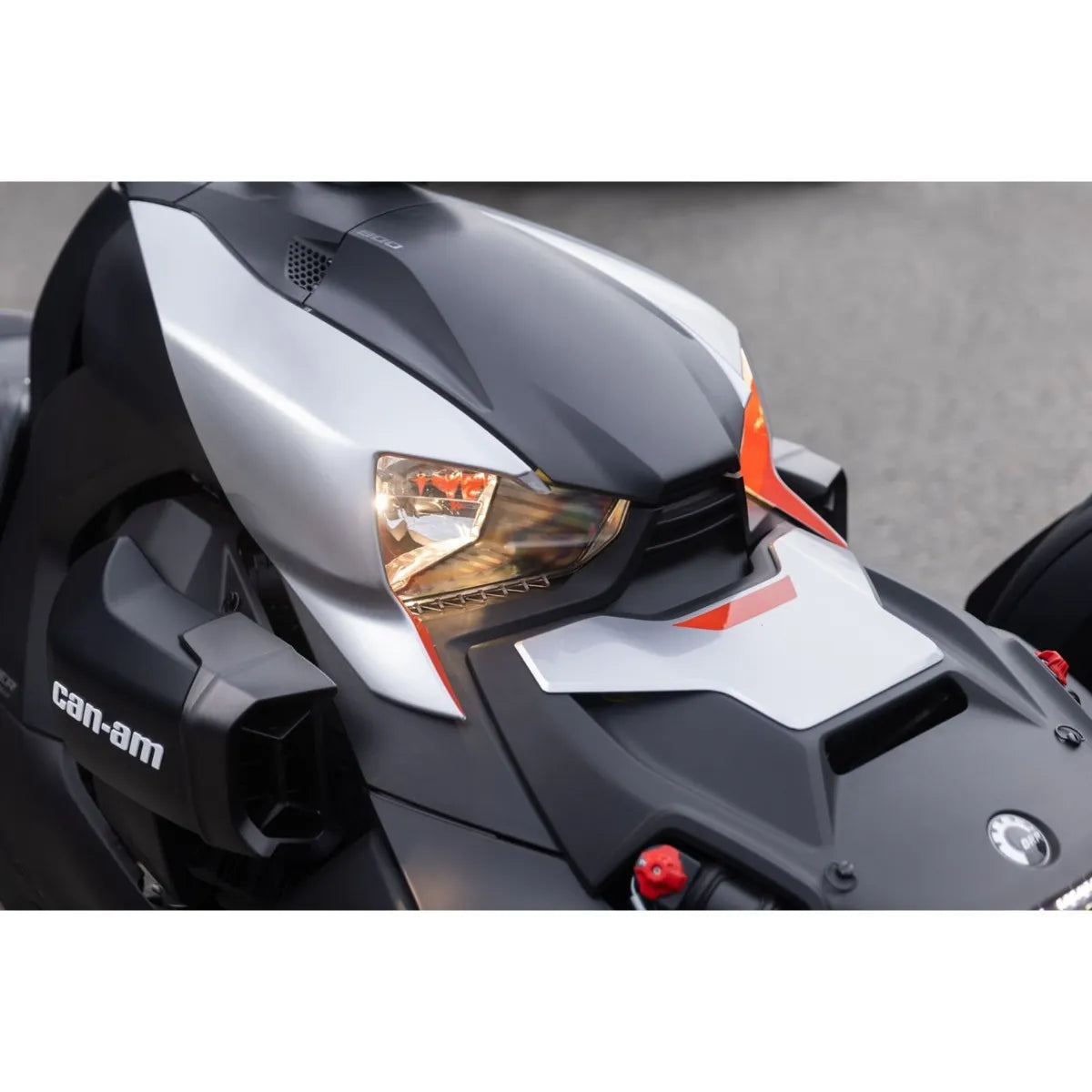 Can-Am Ryker Exclusive Panel Kit in Silver Lava on a Ryker, close-up, 219401167