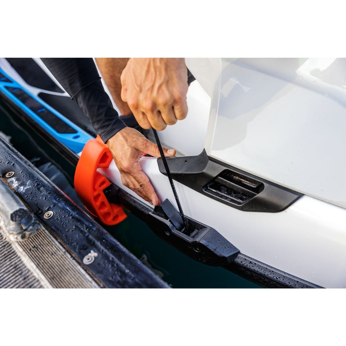 Pare-battage Snap-in Sea-Doo Convient à toutes les motomarines (sauf Spark 2024 et plus), 295100418