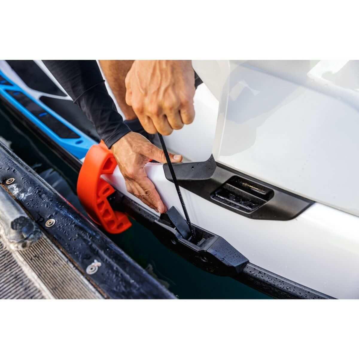 Défenses Sea-Doo à fixation rapide Conviennent à toutes les motomarines (2023 ET MODÈLES ANTÉRIEURS), 295100418