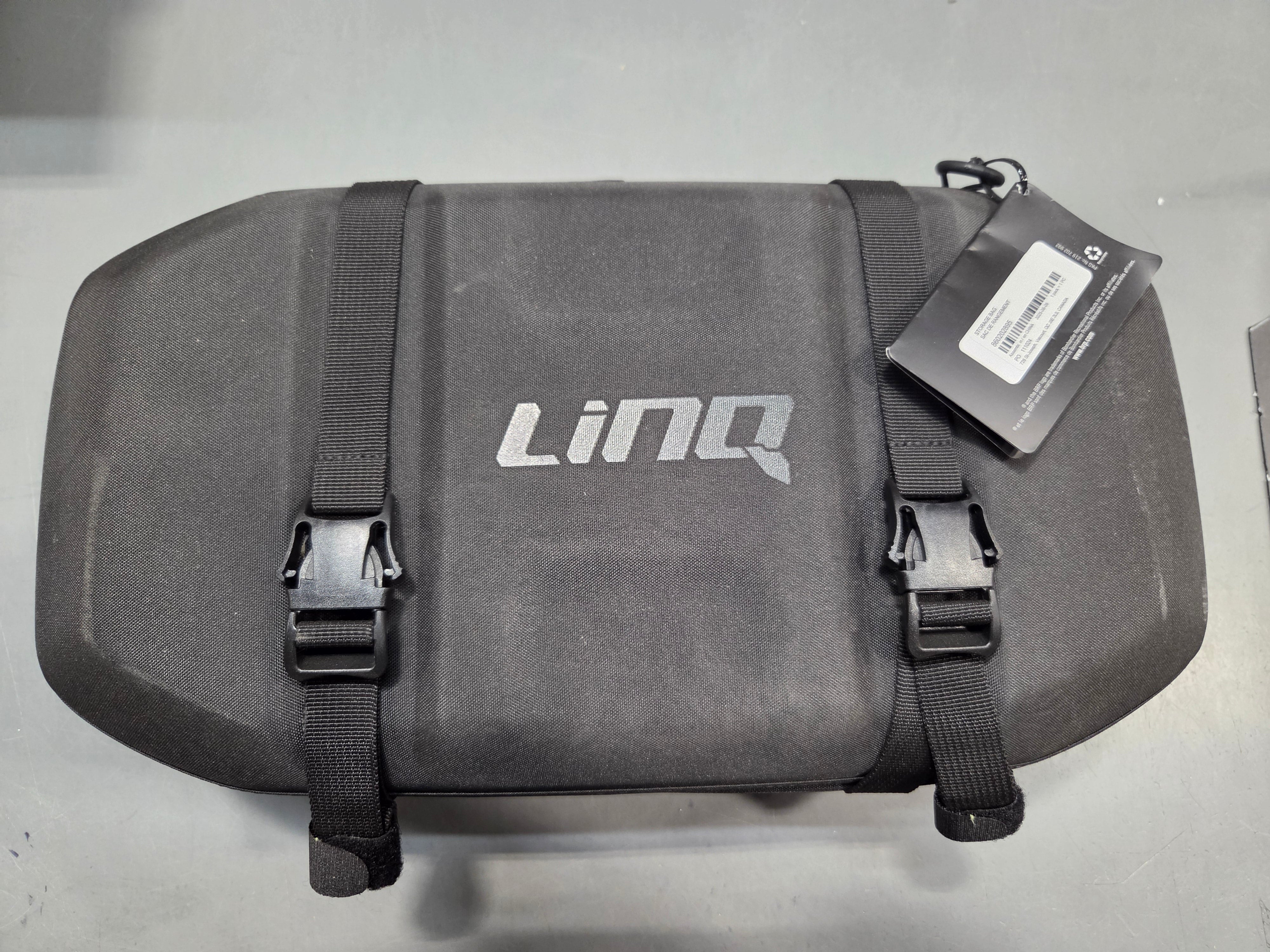 Ski-Doo LinQ 4.5 US Gal Trail Expandable Bag black top view with straps and buckles