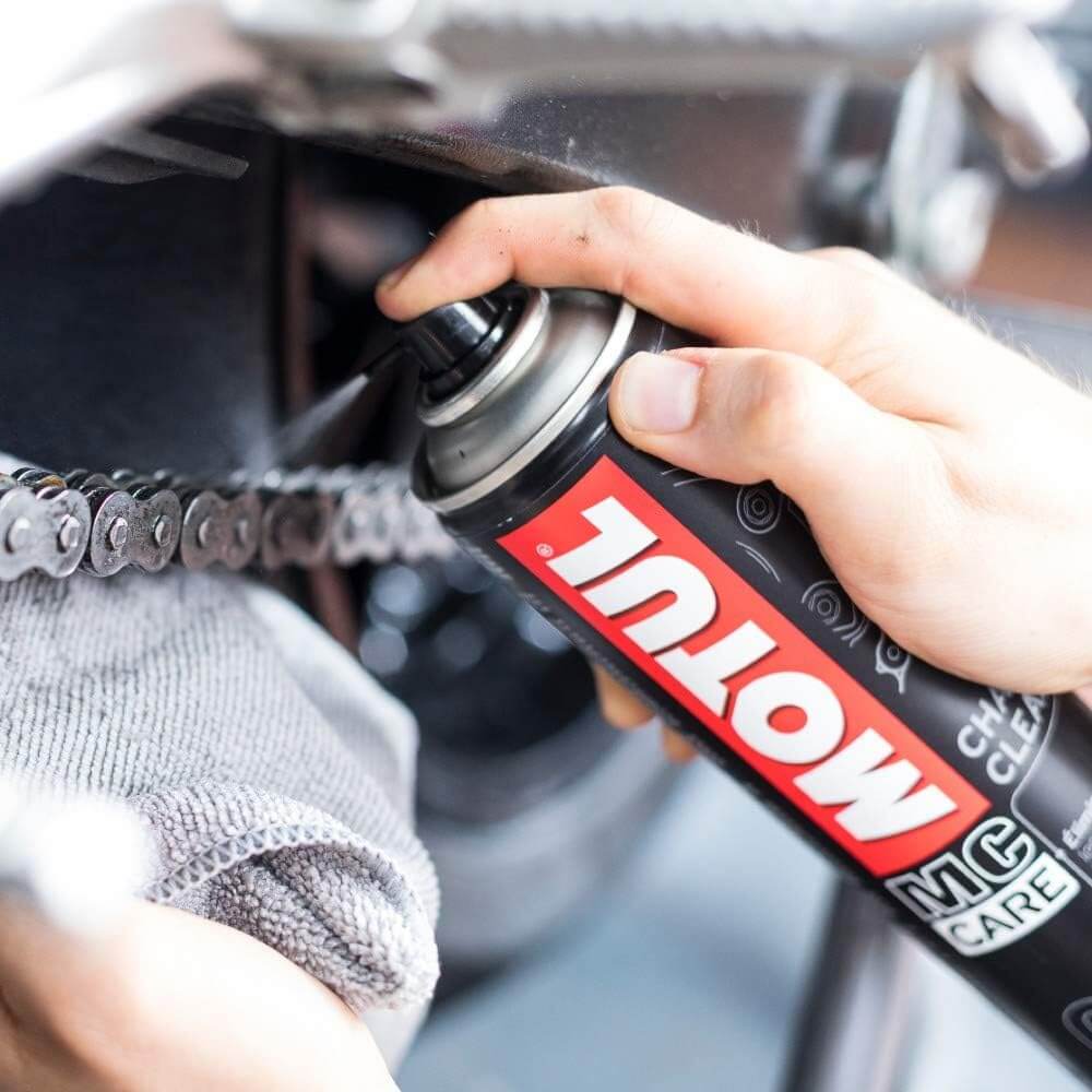 Motul 103243 C1 Chain Cleaner, 9.8 oz