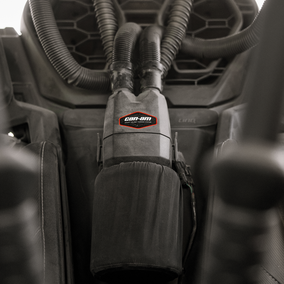 Can-Am Maverick Max SMART Helmet Pumper System