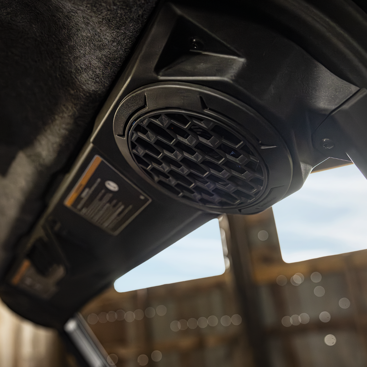 Can-Am Defender Rockford Fosgate Audio System (Level 2)