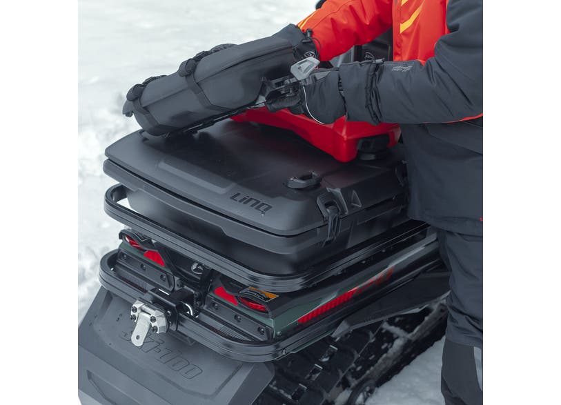 Coffre de rangement Ski-Doo LinQ 15,9 gal US (60 L) à profil bas, noir