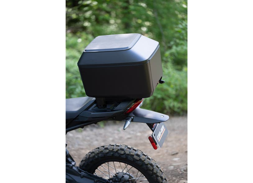 Can-Am Origin Pulse LinQ 36L top case mounted on rear of electric motorcycle