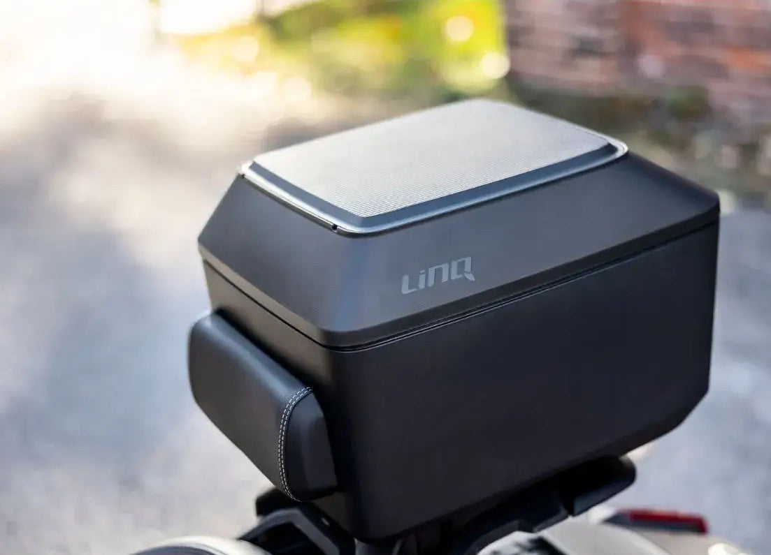 LinQ Top case (36 L) Backrest Pad Can-Am All Origin and Pulse models